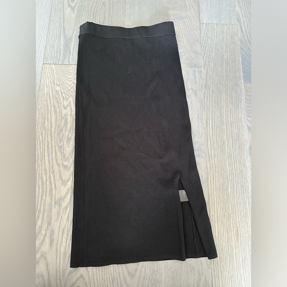 Reiss - Black Midi Bodycon Skirt - S